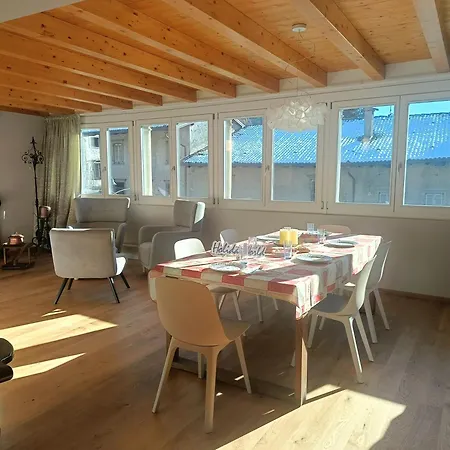 Il Guscio Di Legno By World